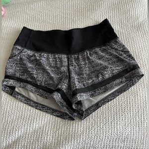 Lululemon pace perfect short 3”